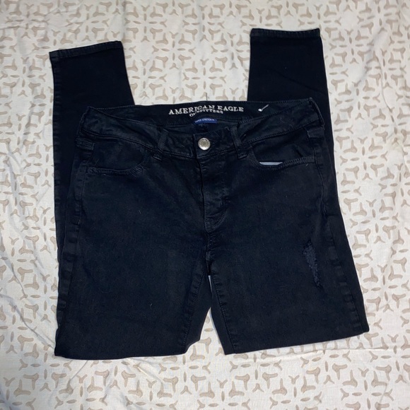 BLACK DISTRESSED AMERICAN EAGLE JEGGING - Picture 3 of 10
